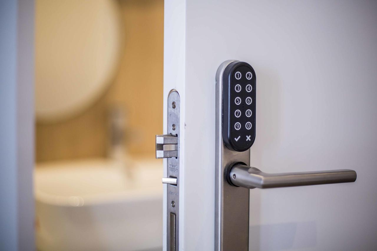 Hostal Sevilla Santa Justa - Adults Only المظهر الخارجي الصورة