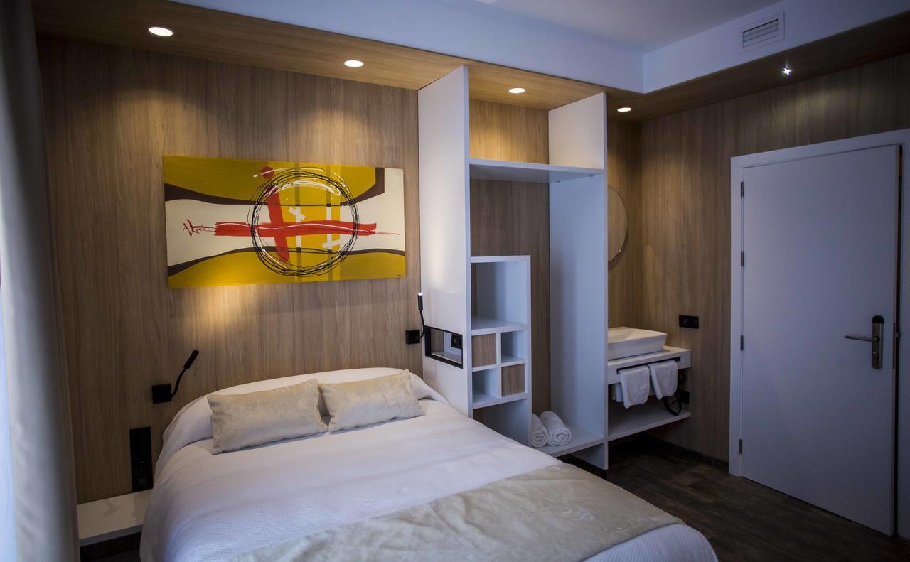 Hostal Sevilla Santa Justa - Adults Only المظهر الخارجي الصورة