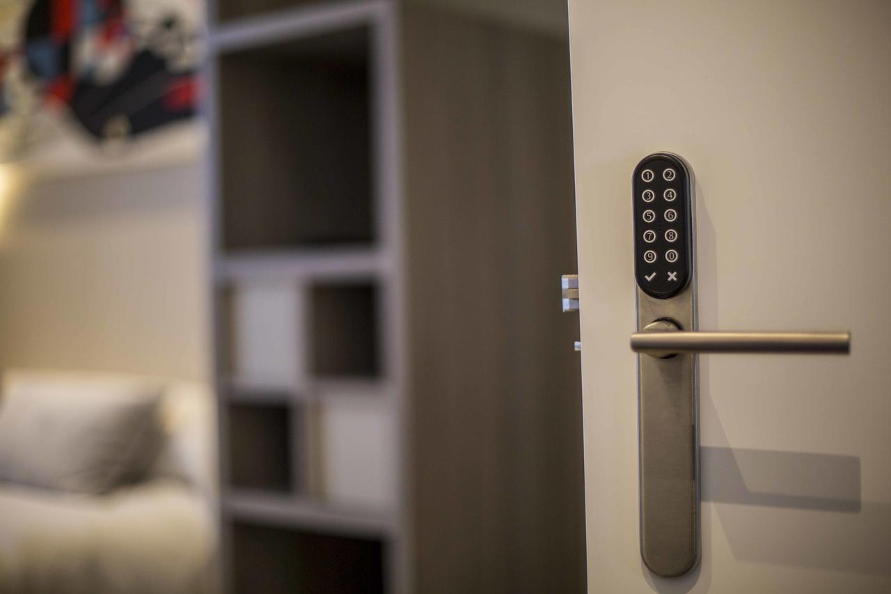 Hostal Sevilla Santa Justa - Adults Only المظهر الخارجي الصورة