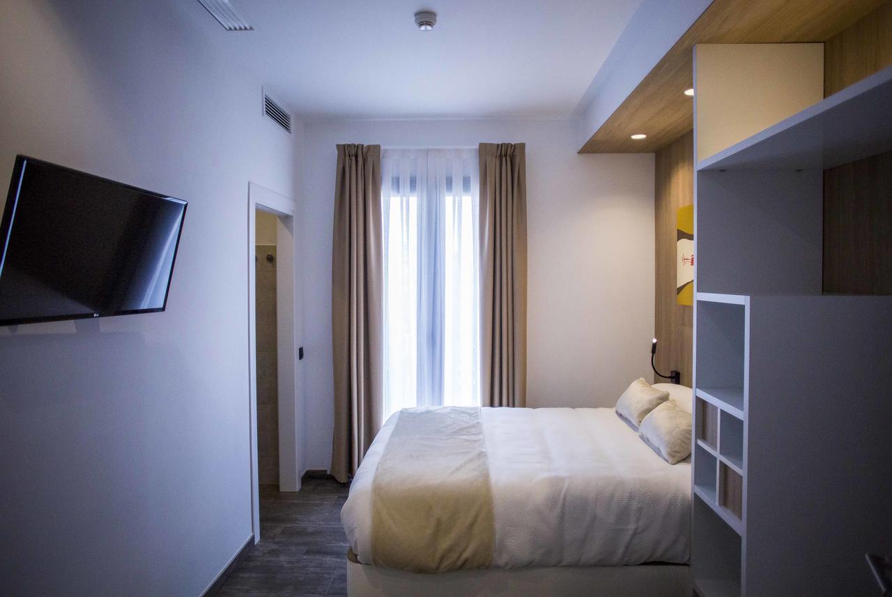 Hostal Sevilla Santa Justa - Adults Only المظهر الخارجي الصورة