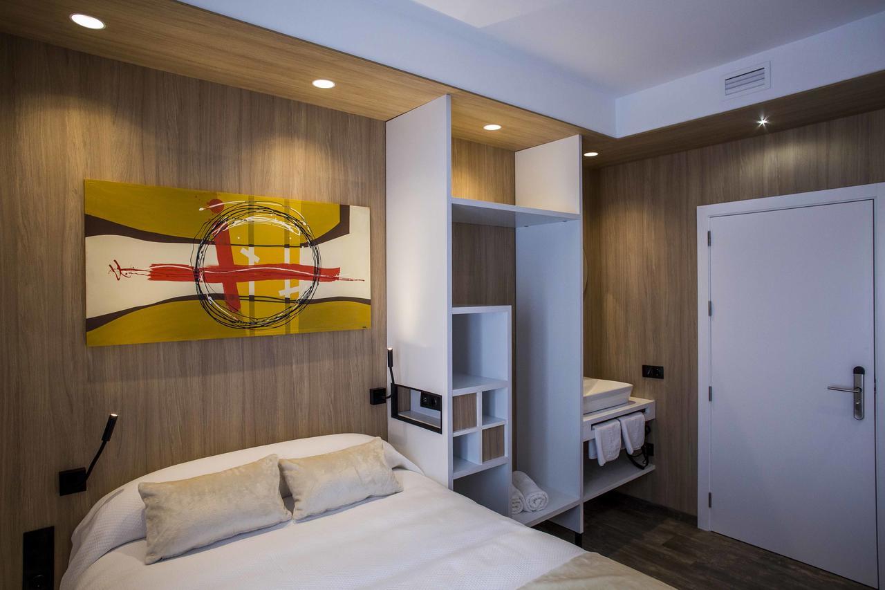 Hostal Sevilla Santa Justa - Adults Only المظهر الخارجي الصورة