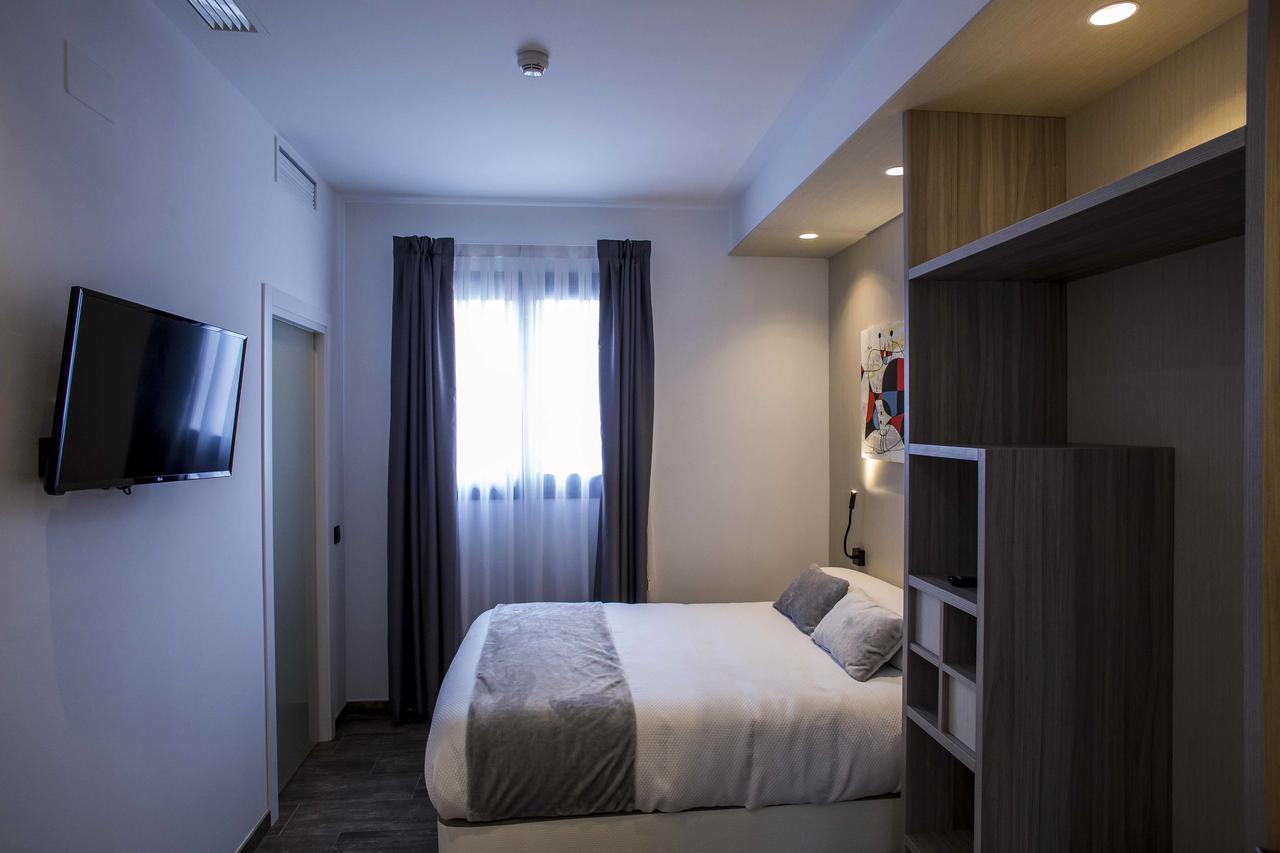 Hostal Sevilla Santa Justa - Adults Only المظهر الخارجي الصورة