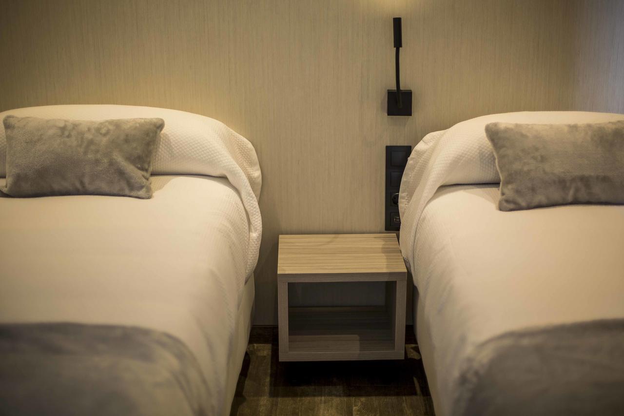 Hostal Sevilla Santa Justa - Adults Only المظهر الخارجي الصورة