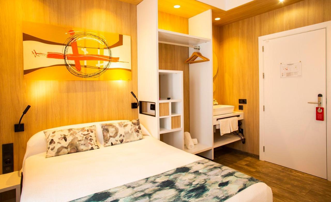 Hostal Sevilla Santa Justa - Adults Only المظهر الخارجي الصورة
